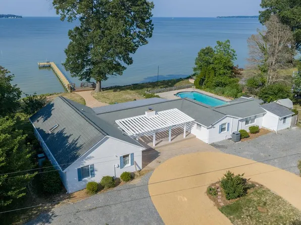 184&179 Dogwood Ln, Cobbs Creek, VA 23035