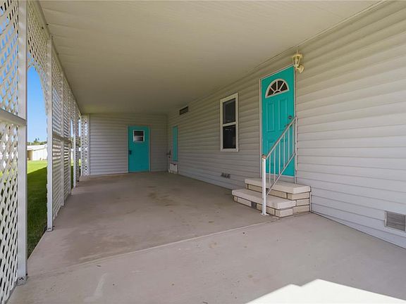 3rd image of 4312 14TH STREET E