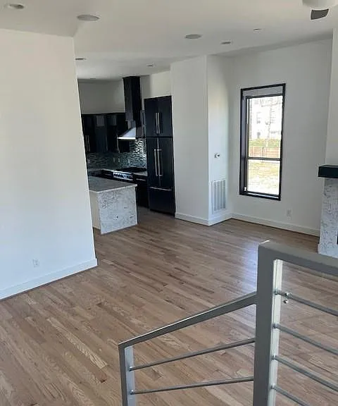 1255 Utah St — Photo 10