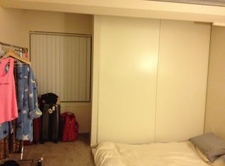 125 S Reynolds St APT J413, Alexandria, VA 22304