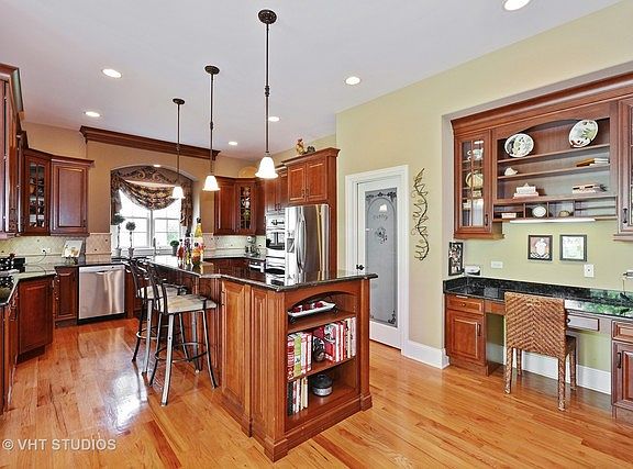 3rd image of 4055 River View Dr