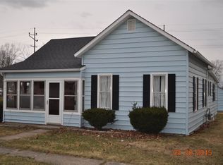 309 N Tucker St, Mentone, IN 46539