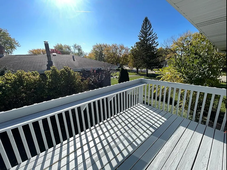 2426 Highland Cir — Photo 15