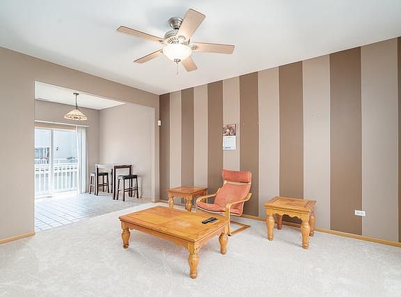 3rd image of 1725 Fieldstone Dr N