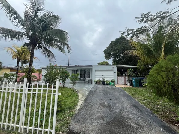 5452 NW 172nd Ter, Opa Locka, FL 33055