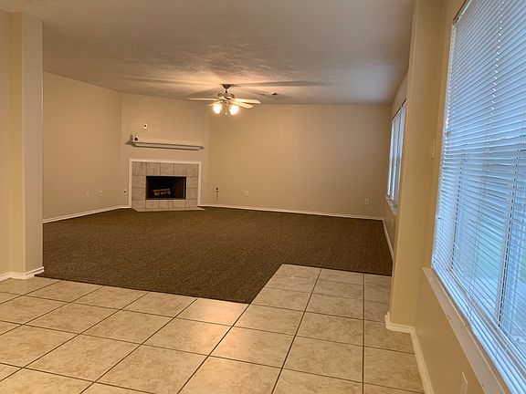 3rd image of 12615 Egret Hill Ct