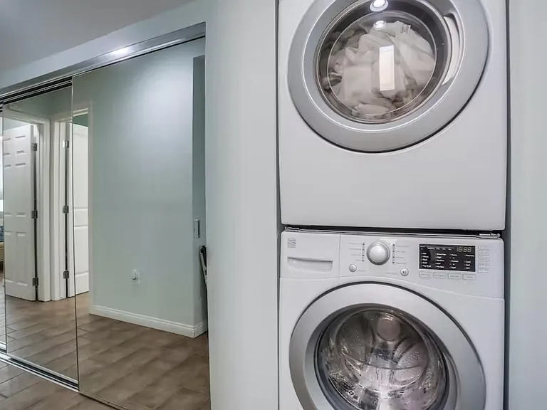 817 Ostend Ct — Photo 24