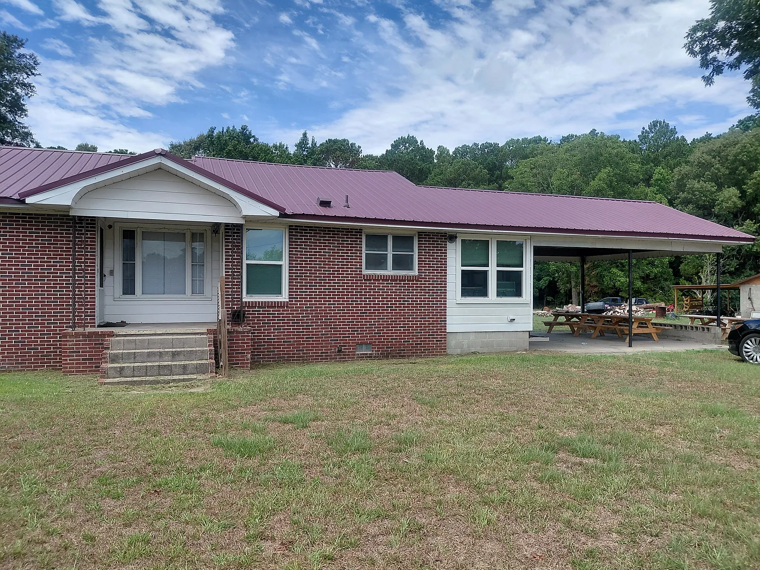 3 bed, 1254 sqft, $2,500 — Photo 2