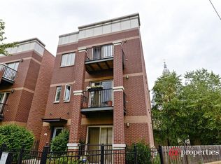 1110 W Washburne Ave, Chicago, IL 60608