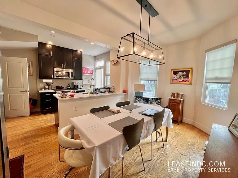 624 Lamont St NW — Photo 7