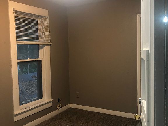 Unit 6 - Bedroom