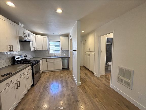 5th image of 1030 W Macarthur Blvd APT 38