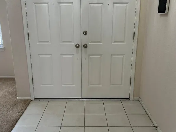 10908 Delusion Dr, Bakersfield, CA 93311