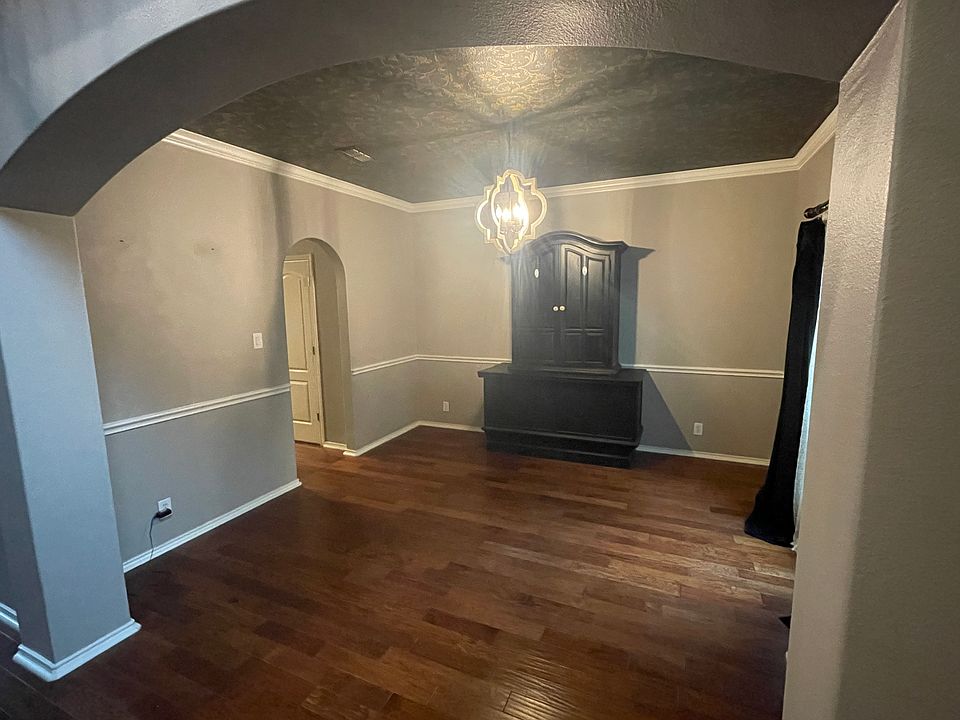 1st image of 220 Tierra Grande