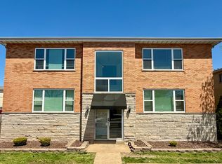 4141 Germania St #2B, Saint Louis, MO 63116