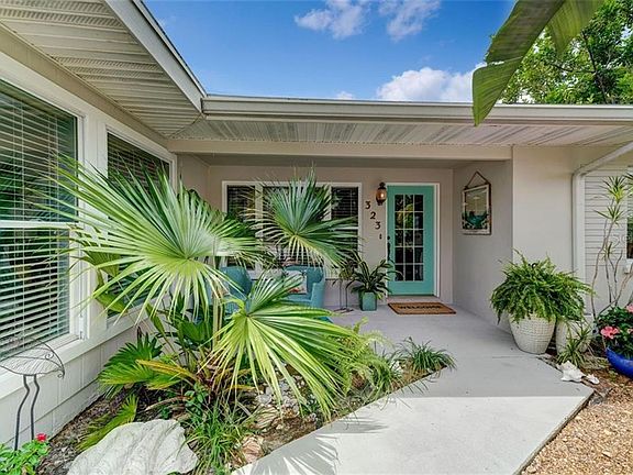 2nd image of 323 San Salvador Dr