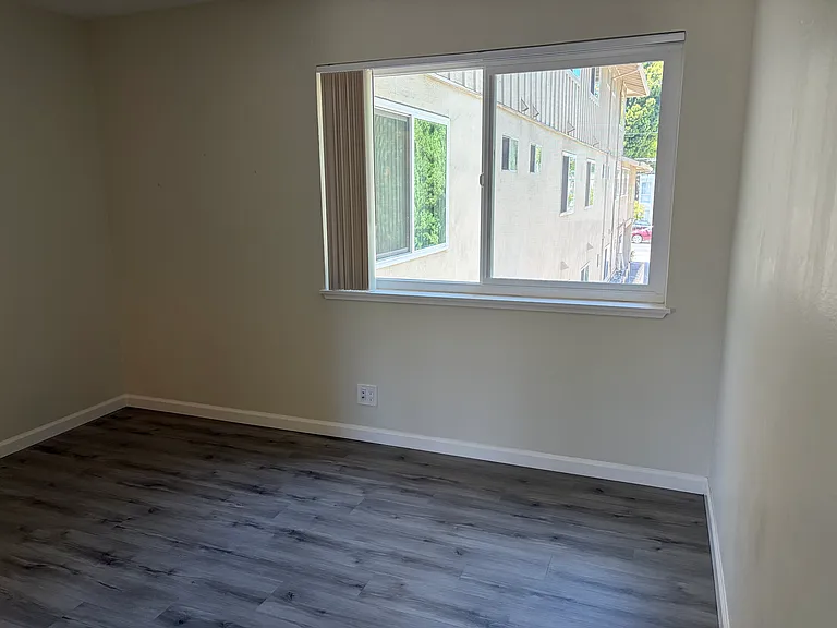245 Easy St #14 — Photo 21