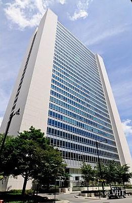 1st image of 500 W Superior St #P-249