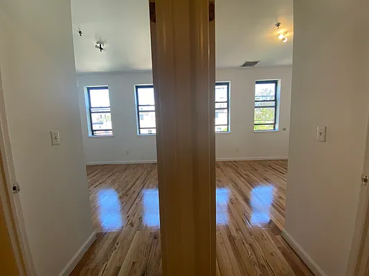 Rented by Bedford 6 Real Estate | media 19