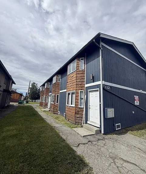 332 N Bunn St #B — Photo 1