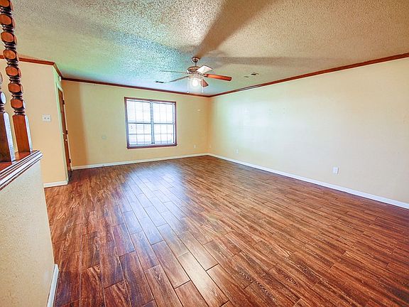 4th image of 474 E Brick Dr