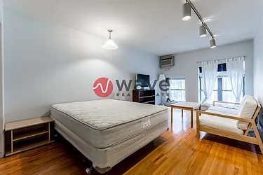 Rented by Wave Real Estate Group