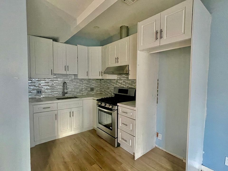 1st image of 0 Lemay St
