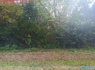 82 Enterprise Dr, Albertville, AL 35951