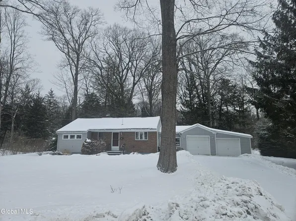 65 Woodside Drive, Glenville, NY 12302