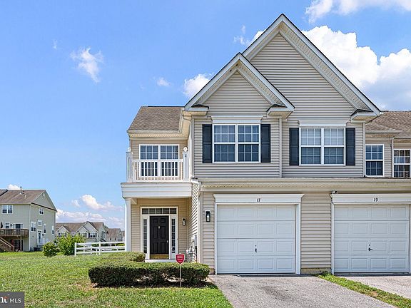 2nd image of 17 Weldon Dr