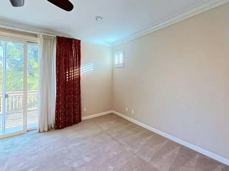 7912 E Hampshire Rd — Photo 20