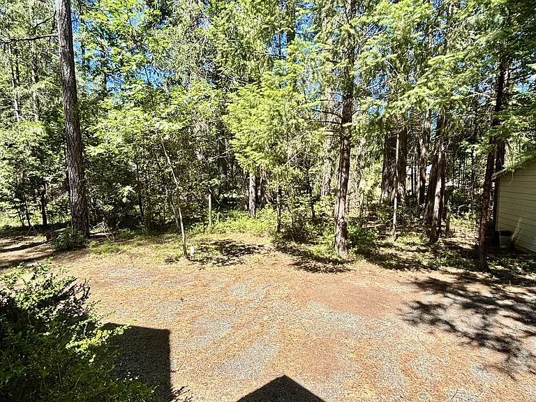 11413 Lower Colfax Rd — Photo 35