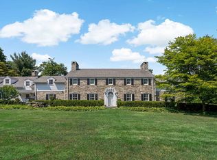 97 Palmers Hill Rd, Stamford, CT 06902