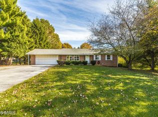 24805 Woodfield Rd, Damascus, MD 20872