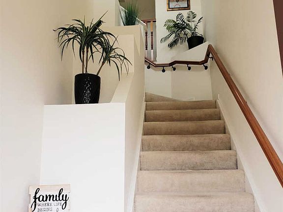 3rd image of 7915 Bridge Point Dr Unit 23