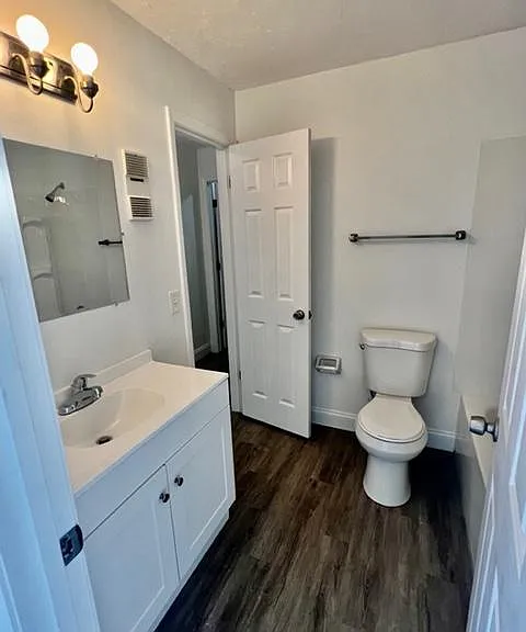 45 Springwood Sq — Photo 17