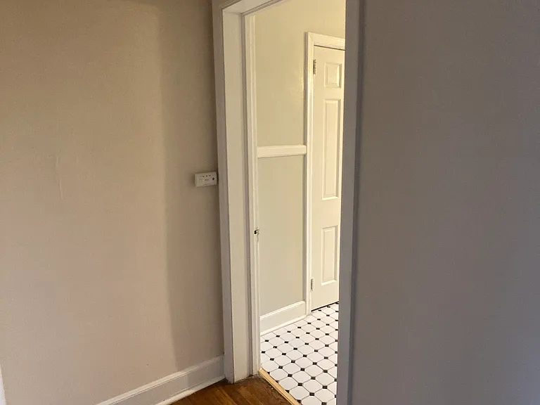 917 Oxmoor Rd #201 — Photo 42
