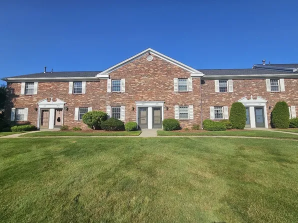 2003 Windsor Dr #2003, Framingham, MA 01701