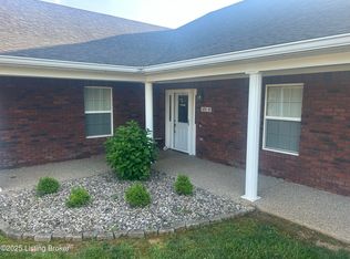 105 Twin Oaks Dr #B, Bardstown, KY 40004