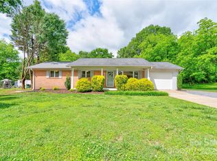 504 Forest Ridge Dr, Shelby, NC 28152