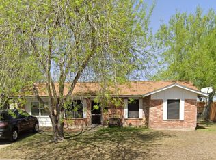 322 Briarwood Dr, Kingsville, TX 78363