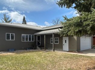 707 E 15th Ave, Mitchell, SD 57301