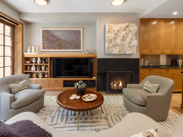 4 East 73rd Street image 5 of 31