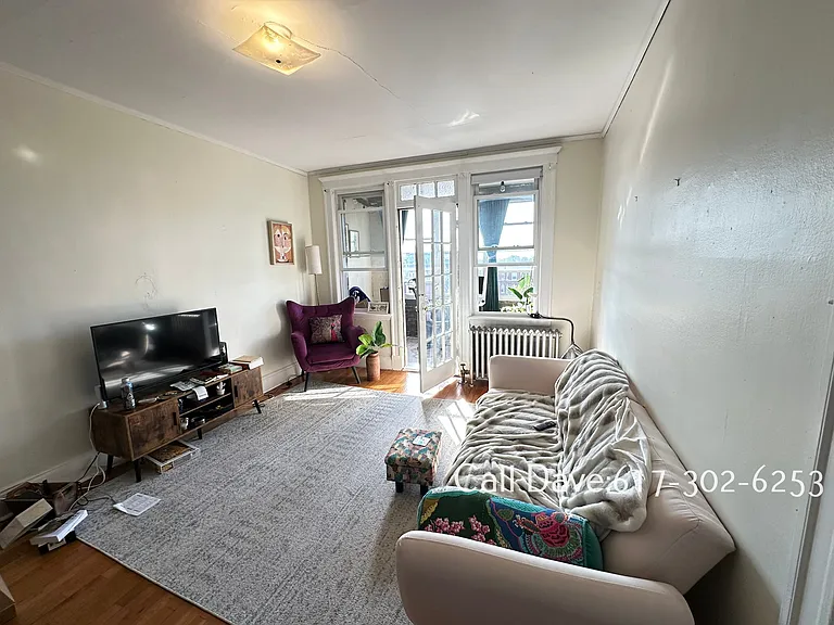 1638 Commonwealth Ave #8 — Photo 9