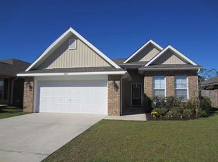 2426 Flintstone Dr, Cantonment, FL 32533