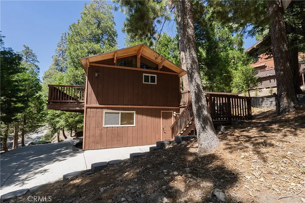 3 bed, 1280 sqft, $2,595 — Photo 4