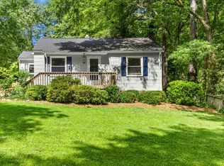 26 Rogerson Dr, Chapel Hill, NC 27517