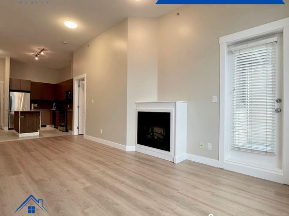 2 bedroom rental in Surrey in Surrey