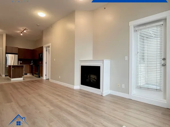 10822 City Pkwy #406, Surrey, BC V3T 0C2
