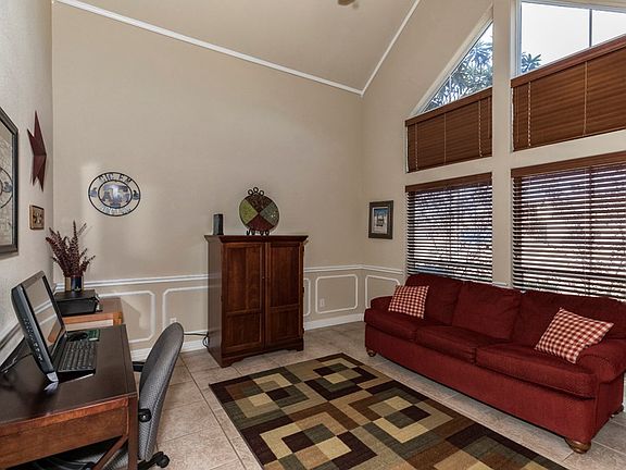 4th image of 6465 Woodridge Dr